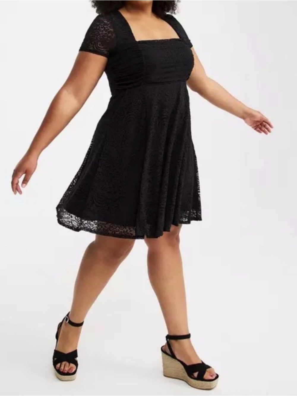 NEW Torrid Mini Lace Ruched Dress Little Black Dress! 2X Fit & Flare